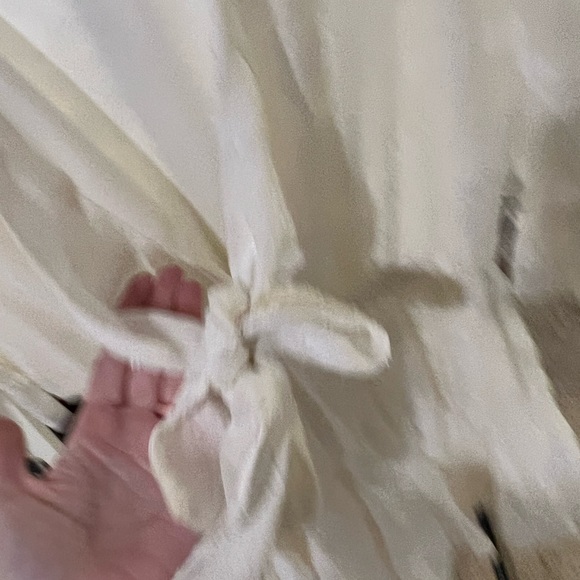 NWT Oak and Trellis romper - Picture 6 of 7